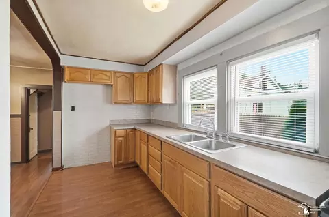 Kitchen - 943 E 4th, Monroe, MI 48161 photo 4 of 4