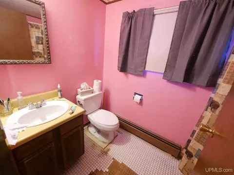 Bath - 124 Stanton, Mohawk, MI 49950 photo 1 of 2