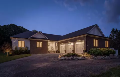 370 Windridge, Ortonville, MI 48462
