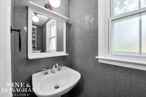 Bath - 447 Ruskin, Algonac, MI 48001 photo 3 of 3