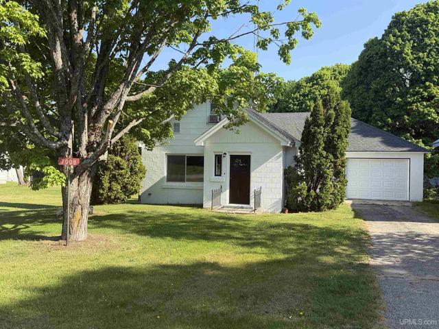 7008 Campbell, Newberry, MI 49868