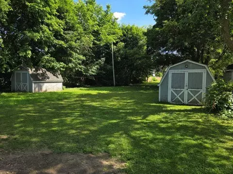 Exterior - 426 E Williams, Owosso, MI 48867 photo 5 of 6