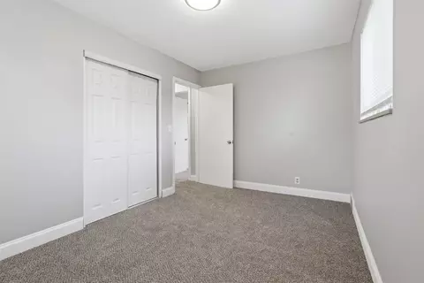 Bedroom - 929 Springview, Flushing, MI 48433 photo 10 of 10