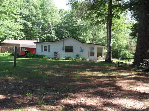 103 Maple, Lake, MI 48632