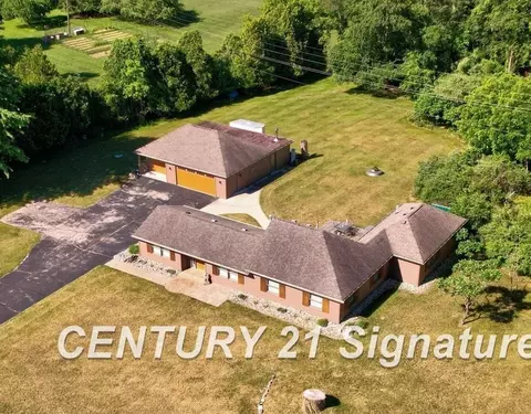4065 N N Riv, Freeland, MI 48623