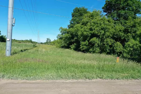 2 Vl Babcock, Lexington, MI 48450