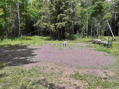 724 N County Rd 519, Wakefield, MI 49968