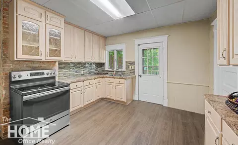 432-434 E Oliver, Owosso, MI 48867 photo 5