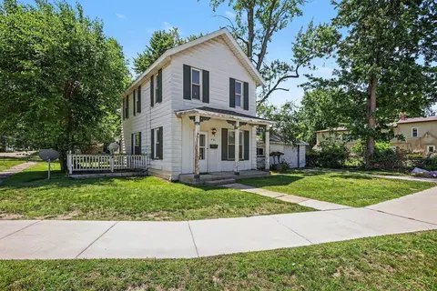 422 S Saginaw, Saint Charles, MI 48655