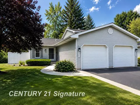 1521 Pheasant Rdg, Midland, MI 48640