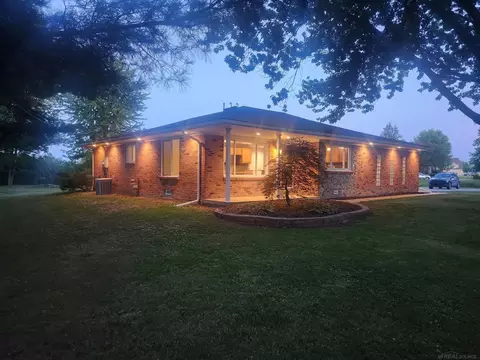1120 Capac, Allenton, MI 48002