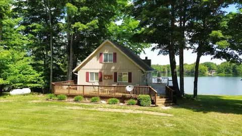 6996 W Smith Lk, Manistique, MI 49854