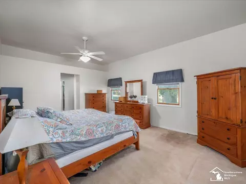 Bedroom - 6740 Summerfield, Temperance, MI 48182 photo 2 of 4
