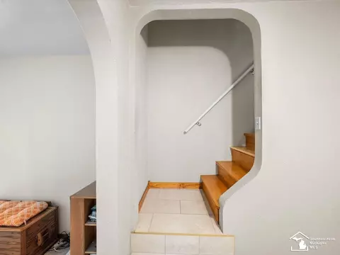 Entry Way - 6740 Summerfield, Temperance, MI 48182 photo 4 of 5