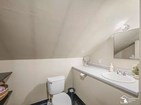 Bath - 6740 Summerfield, Temperance, MI 48182 photo 3 of 3
