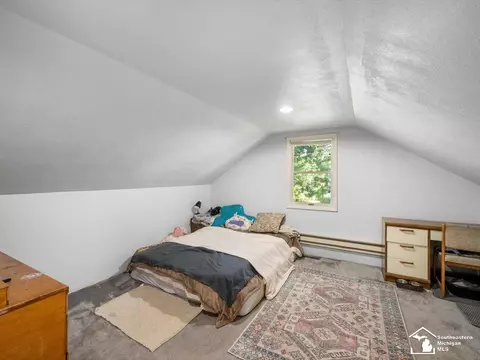 Bedroom - 6740 Summerfield, Temperance, MI 48182 photo 4 of 4