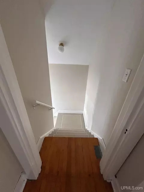 Entry Way - 250 Steel, Ishpeming, MI 49849 photo 3 of 4