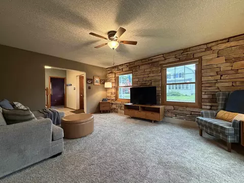 Living - 326 W W Rdg, Ishpeming, MI 49849 photo 2 of 4