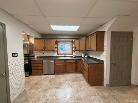 Kitchen - 326 W W Rdg, Ishpeming, MI 49849 photo 1 of 7