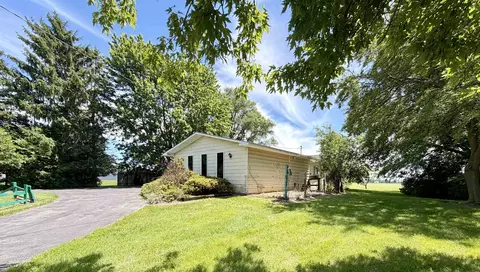 Exterior - 1400 Wetters, Kawkawlin, MI 48631 photo 4 of 6