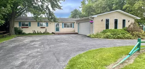 1400 Wetters, Kawkawlin, MI 48631