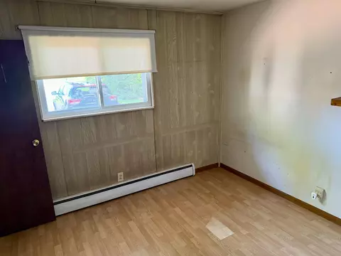 Bedroom - 1400 Wetters, Kawkawlin, MI 48631 photo 3 of 3