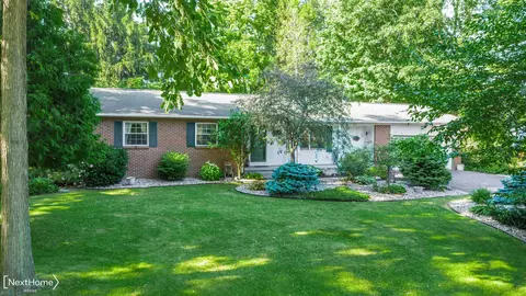 10400 Coldwater, Flushing, MI 48433