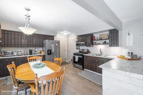 Kitchen - 10400 Coldwater, Flushing, MI 48433 photo 2 of 3