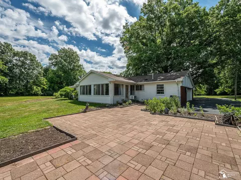 Exterior - 14359 S Dixie, Monroe, MI 48161 photo 8 of 22