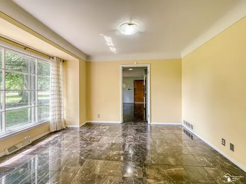 Living - 14359 S Dixie, Monroe, MI 48161 photo 1 of 14