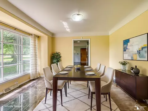 Dining - 14359 S Dixie, Monroe, MI 48161 photo 1 of 1