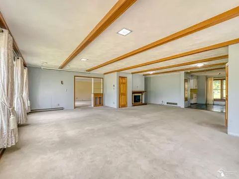 Living - 14359 S Dixie, Monroe, MI 48161 photo 9 of 14