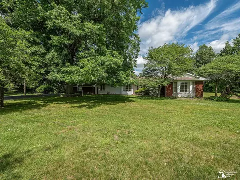 Exterior - 14359 S Dixie, Monroe, MI 48161 photo 6 of 22