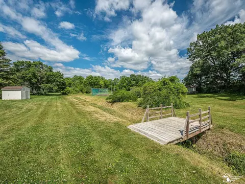Exterior - 14359 S Dixie, Monroe, MI 48161 photo 10 of 22
