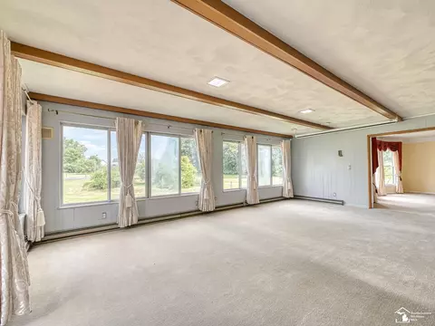 Living - 14359 S Dixie, Monroe, MI 48161 photo 7 of 14