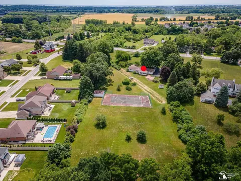 View/Area - 14359 S Dixie, Monroe, MI 48161 photo 9 of 10