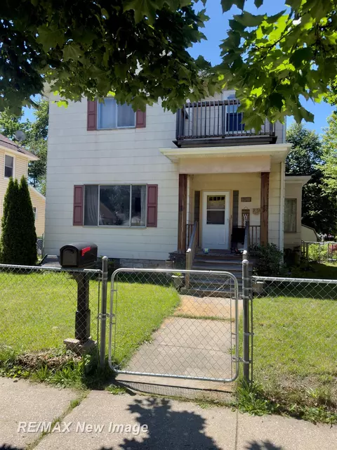 200 Raymond, Bay City, MI 48706