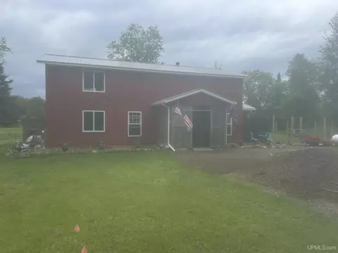357 Premo Crk, Crystal Falls, MI 49920