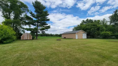 Exterior - 9165 Carson, Tecumseh, MI 49286 photo 5 of 7