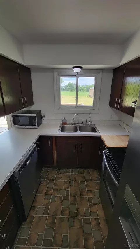 Kitchen - 9165 Carson, Tecumseh, MI 49286 photo 2 of 4