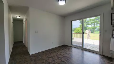 Entry Way - 9165 Carson, Tecumseh, MI 49286 photo 1 of 1