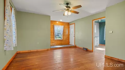 Living - 1720 S 8th, Escanaba, MI 48929 photo 2 of 3