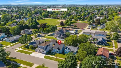 View/Area - 1720 S 8th, Escanaba, MI 48929 photo 2 of 6