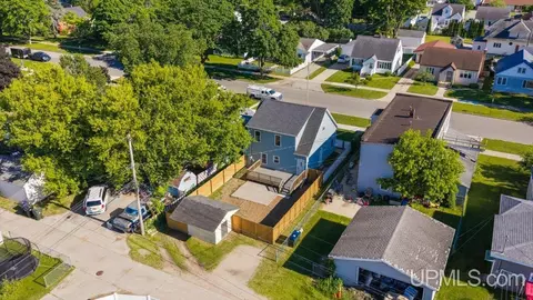 View/Area - 1720 S 8th, Escanaba, MI 48929 photo 1 of 6