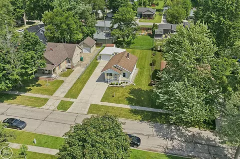 804 Waterloo, Saint Clair, MI 48079 photo 31