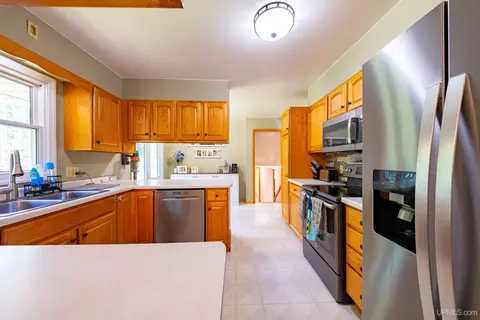 Kitchen - 2813 Us 41 W, Ishpeming, MI 49849 photo 1 of 3