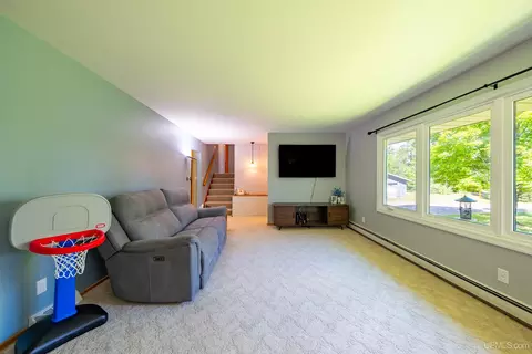 Living - 2813 Us 41 W, Ishpeming, MI 49849 photo 3 of 3