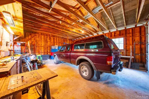 Exterior - 2813 Us 41 W, Ishpeming, MI 49849 photo 7 of 20