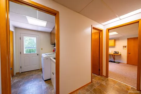 Entry Way - 2813 Us 41 W, Ishpeming, MI 49849 photo 2 of 7