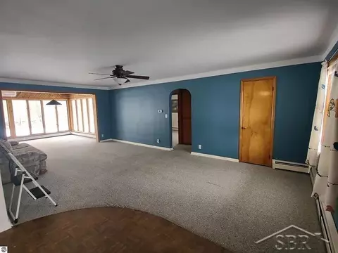 Living - 435 N Main, Au Gres, MI 48703 photo 1 of 7